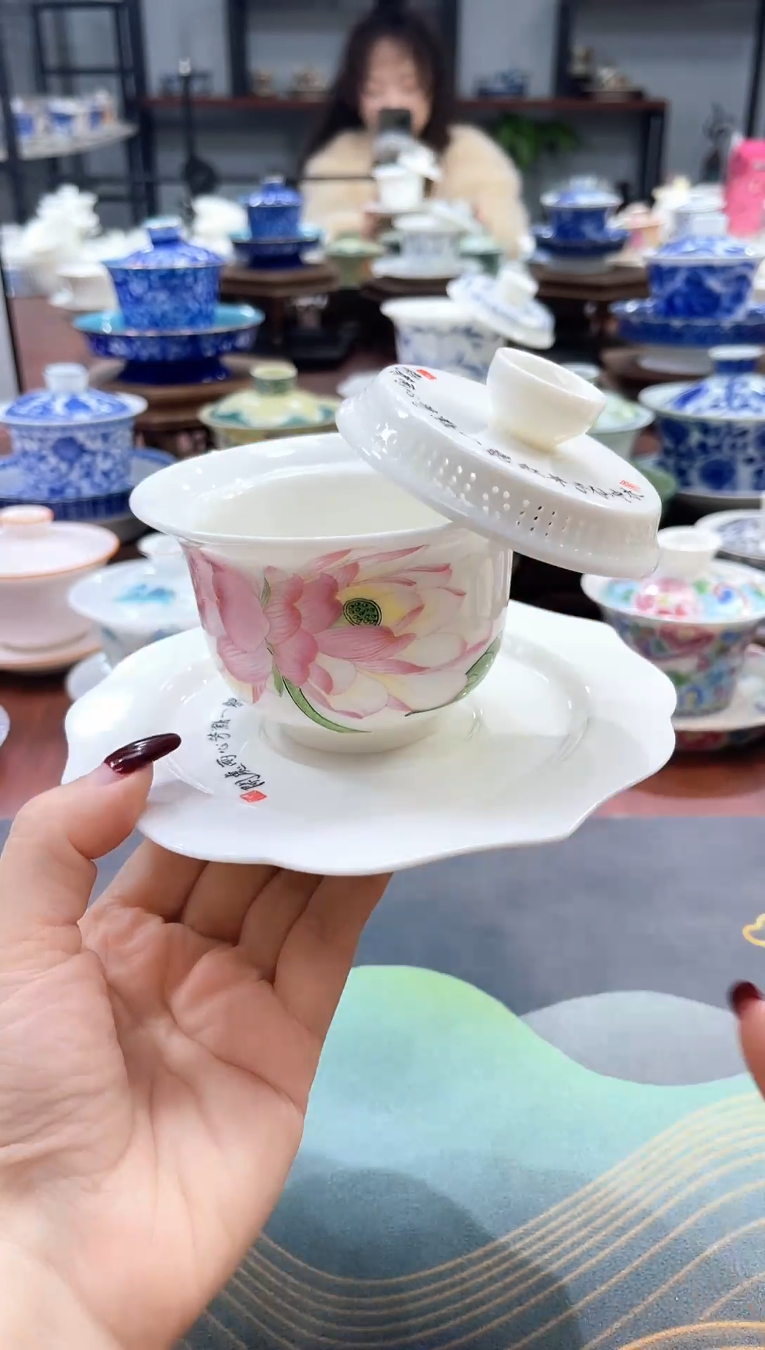 【闪购商品】小号元宝山水情盖碗