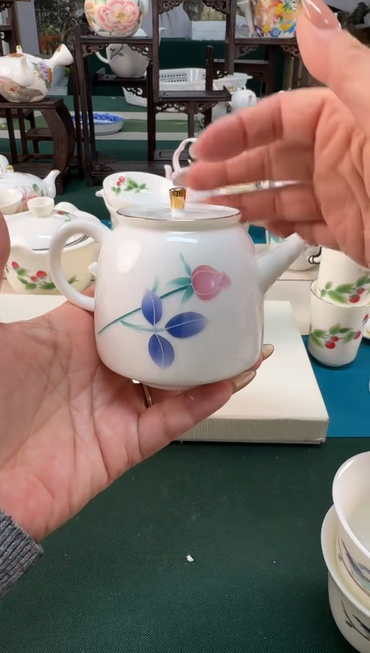 【闪购商品】瓷器 ······.......