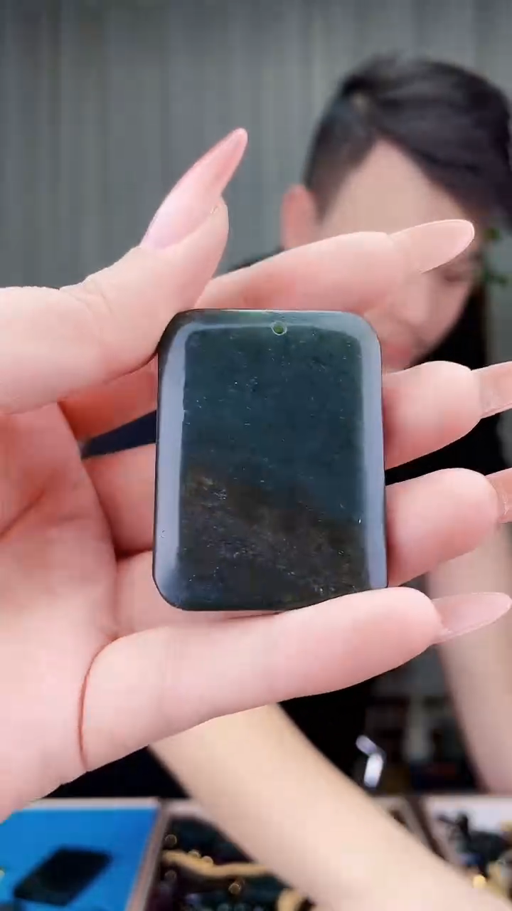 未镶嵌和田玉挂件和田玉拍一发一，多样性发货！