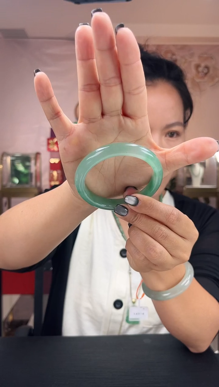 石英质玉手镯未镶嵌61-62