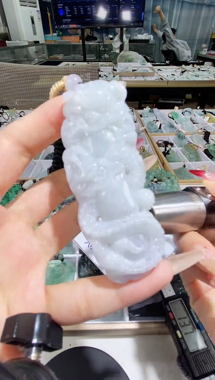 【闪购商品】翡翠颈饰未镶嵌天然缅甸翡翠A货未镶嵌