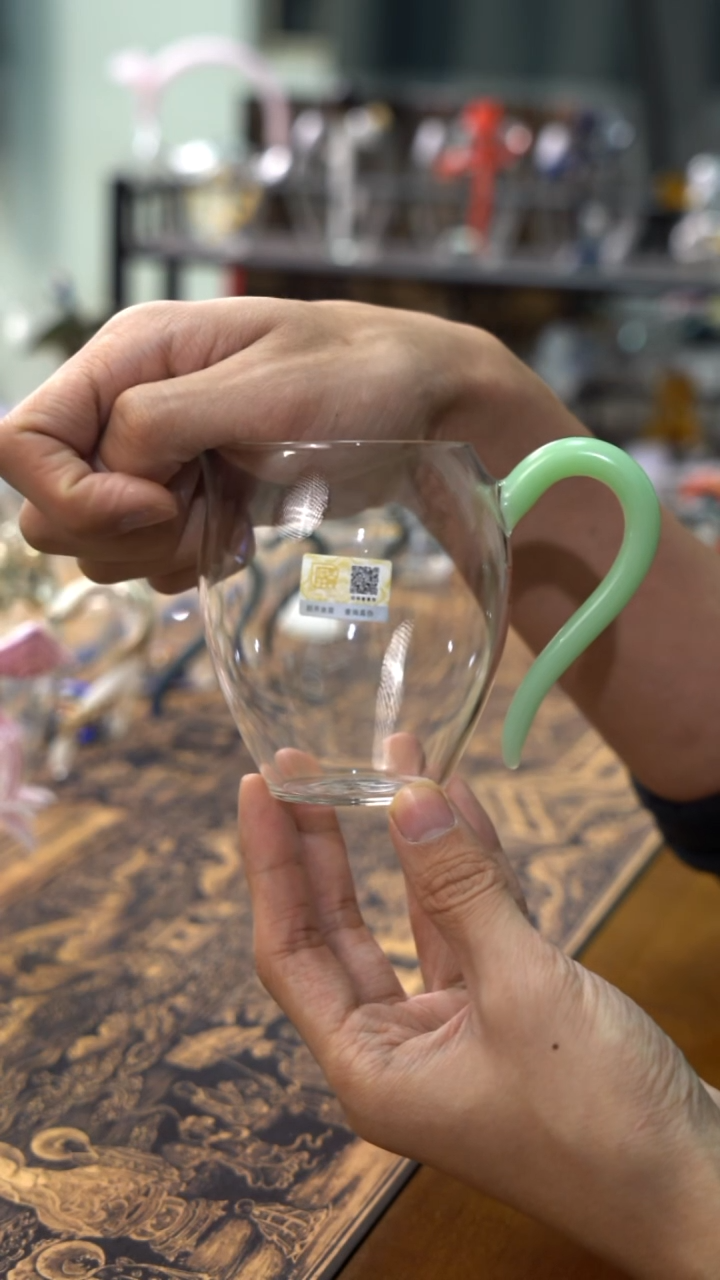 清颜公杯绿玉色 晶焱金标