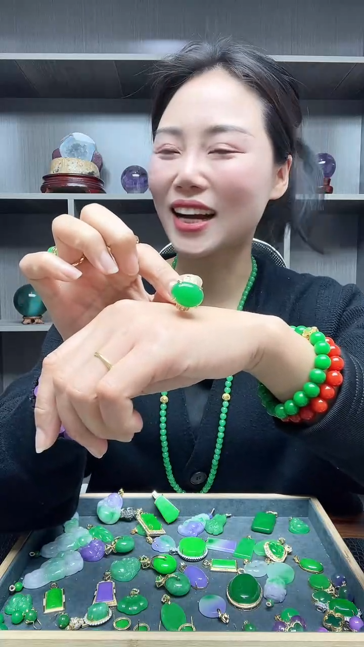 【闪购商品】翡翠戒指14K金镶嵌戒指