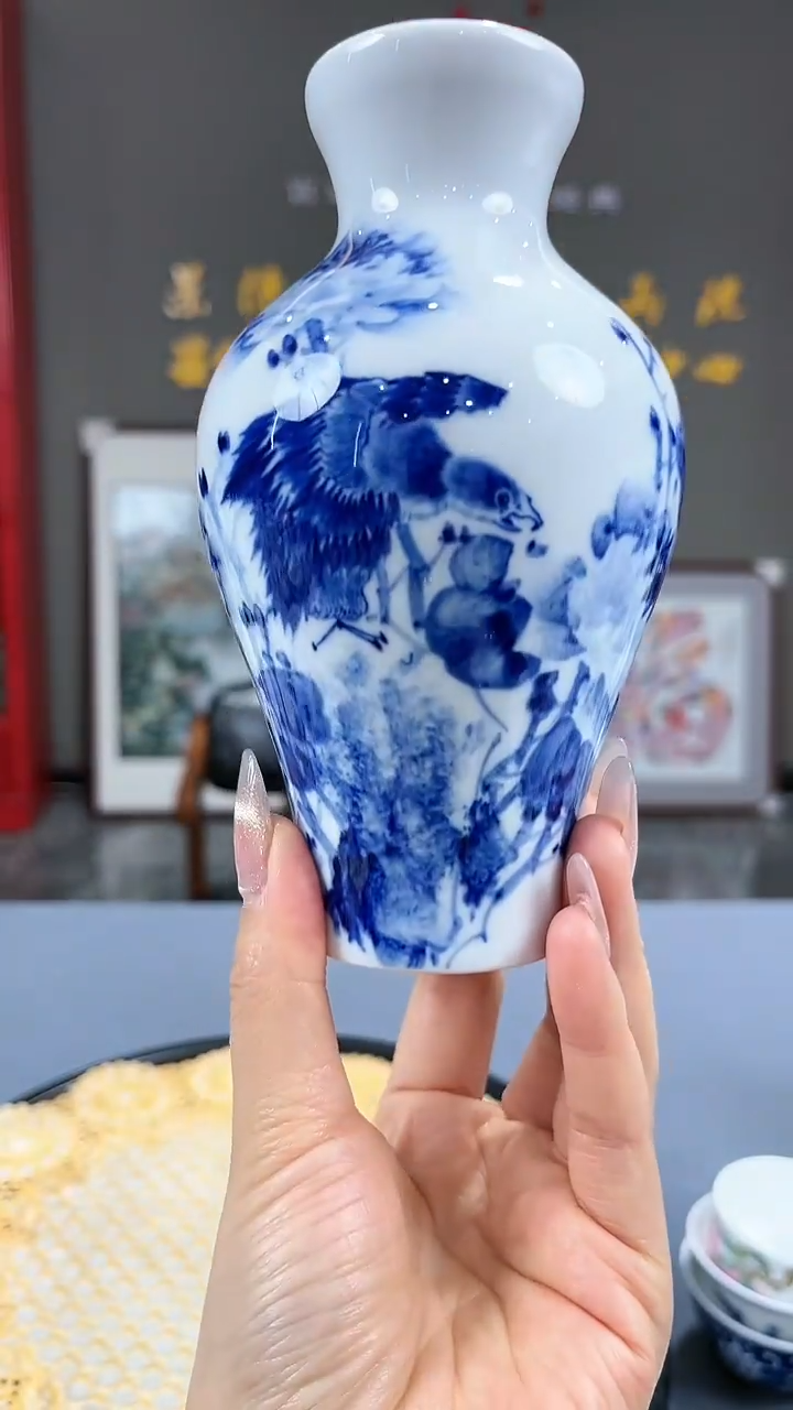 【闪购商品】官窑瓷画院881官窑瓷画院卢雁牡丹赏瓶