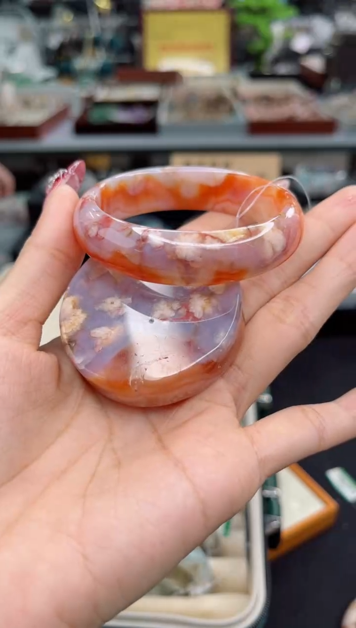 【闪购商品】石英质玉手镯未镶嵌53圈口（赠品镯心）s9421