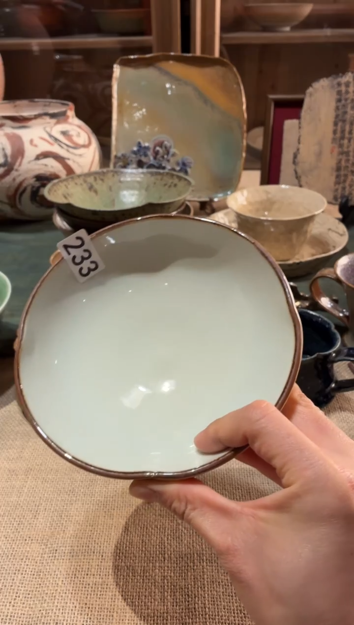 瓷片Q***钎223酷金圆口盘1个