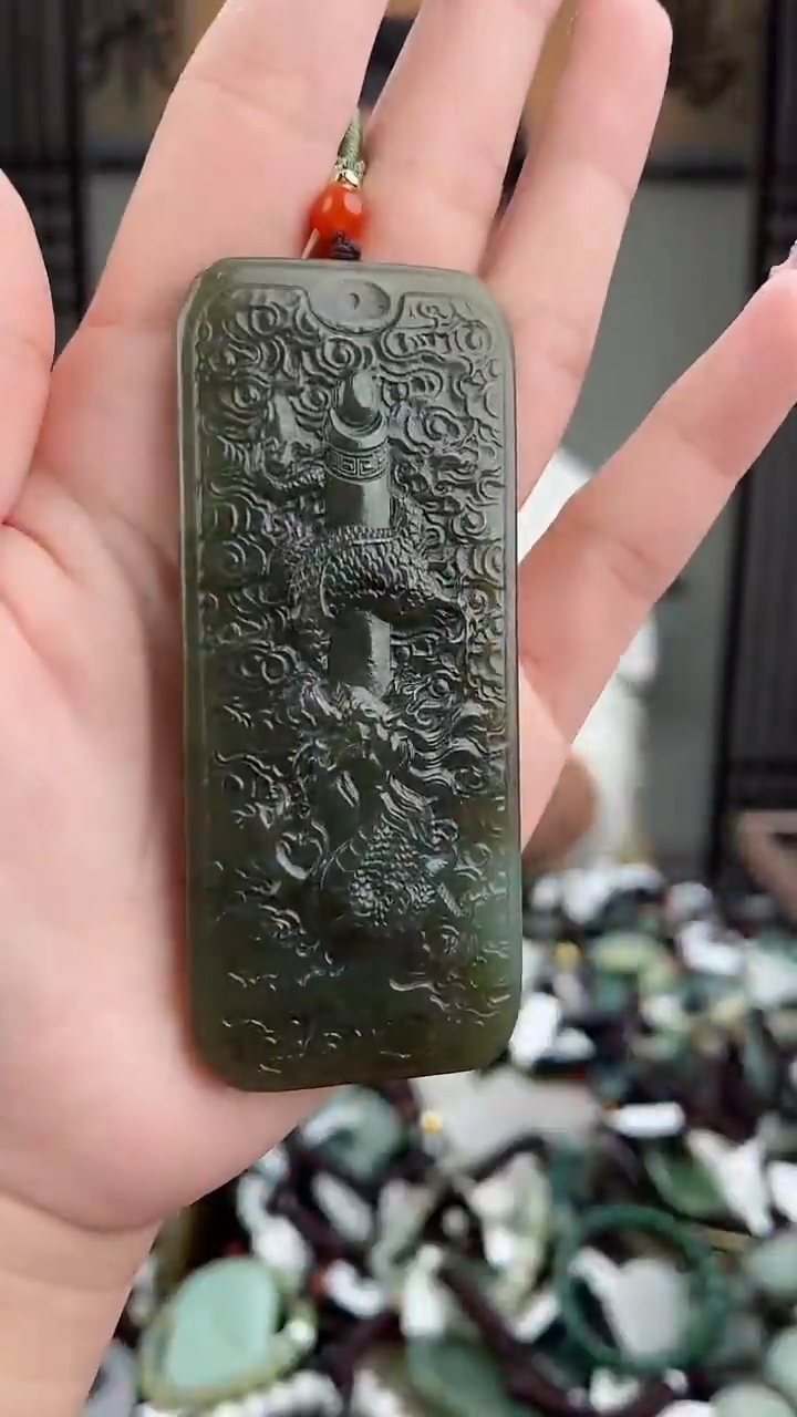 【闪购商品】和田玉（糖玉）颈饰未镶嵌多样性发货一物一拍