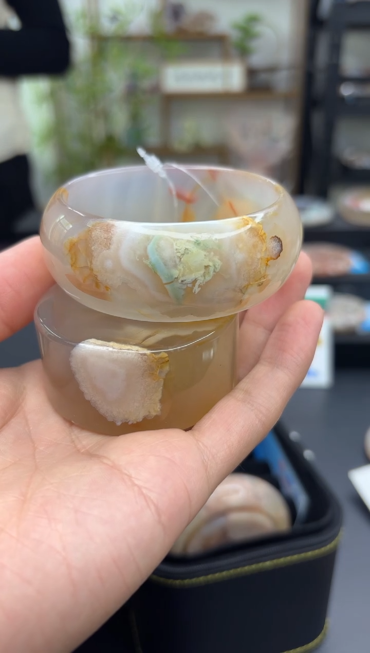 【闪购商品】石英质玉手镯未镶嵌A104(58圈赠送镯心)