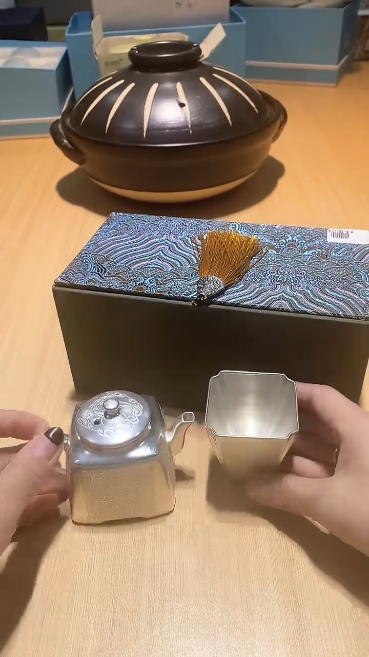 【闪购商品】瓷片锅碗瓢盆一件不剩
