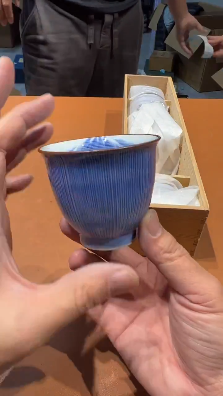 如*阿达西日瓷摆件856