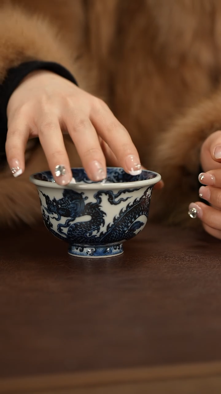 【闪购商品】丰雅赏玩龙纹压手杯