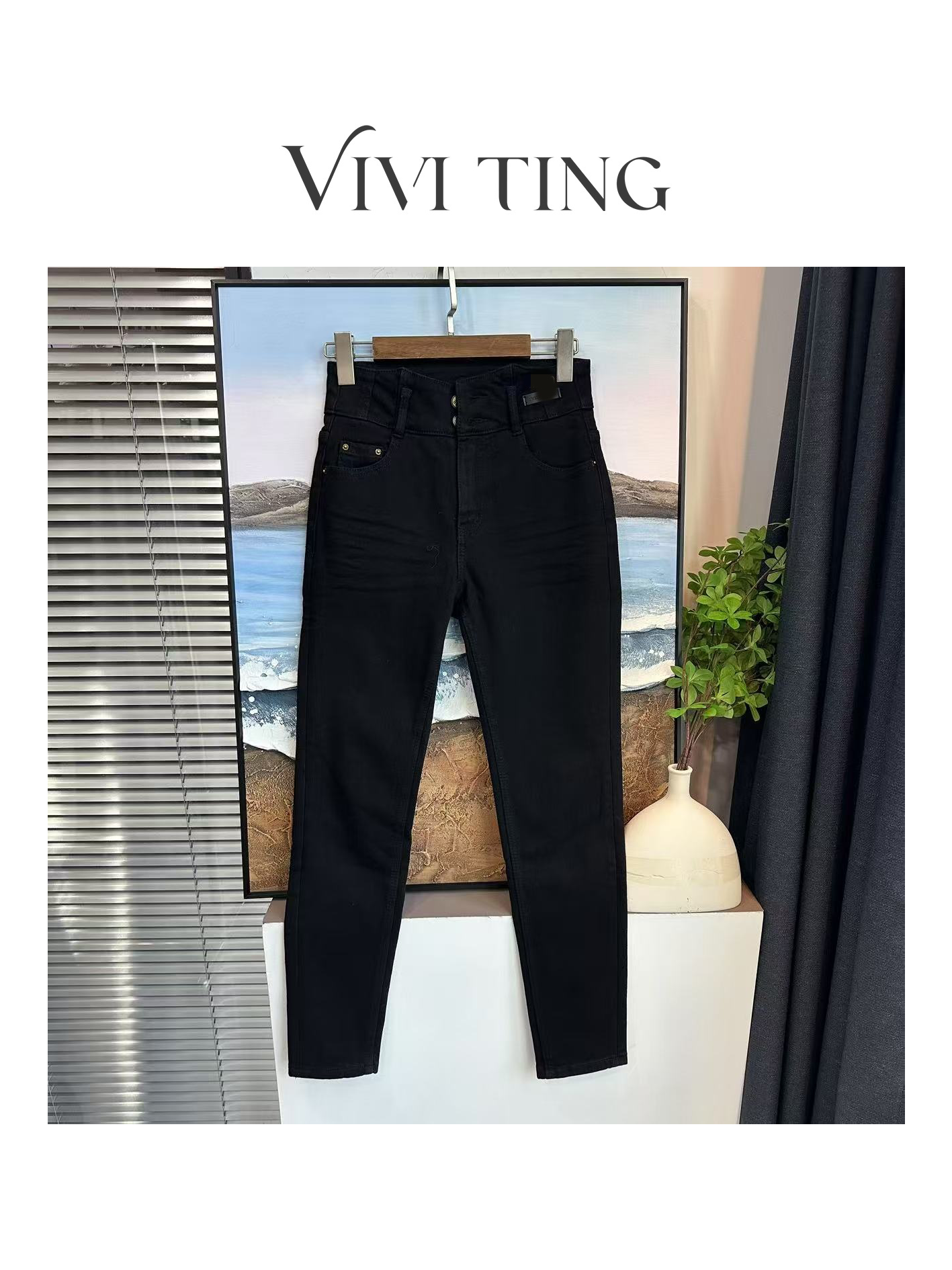 【VIVI·TING】婷姐推荐黑色弹力烟管裤字母小标两粒扣牛仔裤F546
