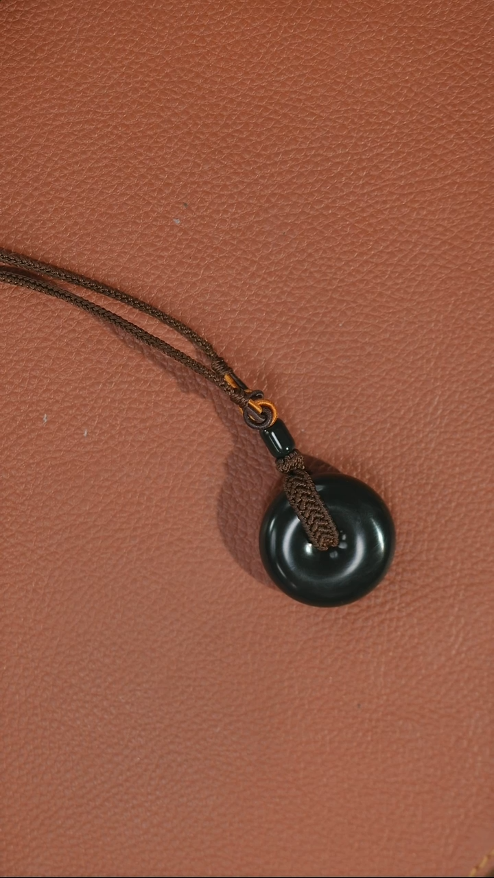 颈饰未镶嵌和田玉T*T挂件