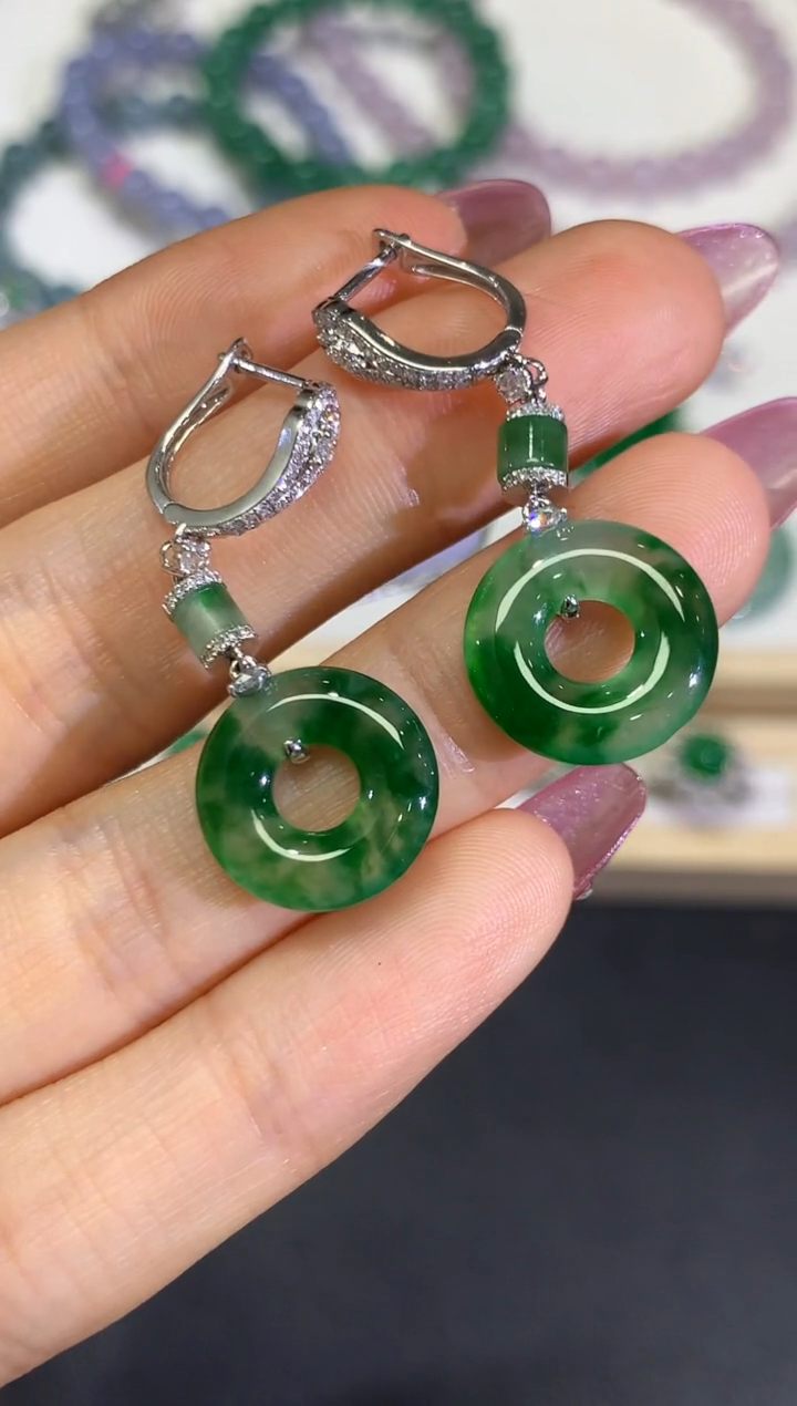 【闪购商品】翡翠颈饰18K金镶嵌团购62