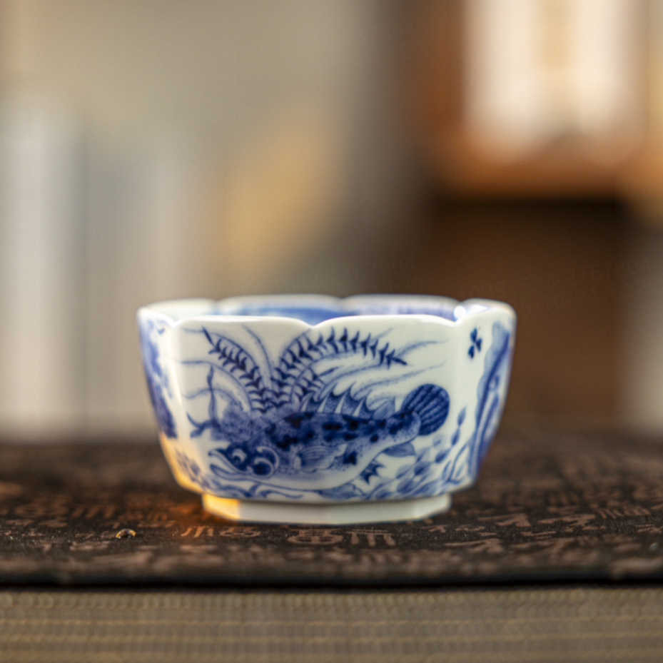 【小乔赏瓷】望月怀古满绘鱼藻八方杯wyhg258