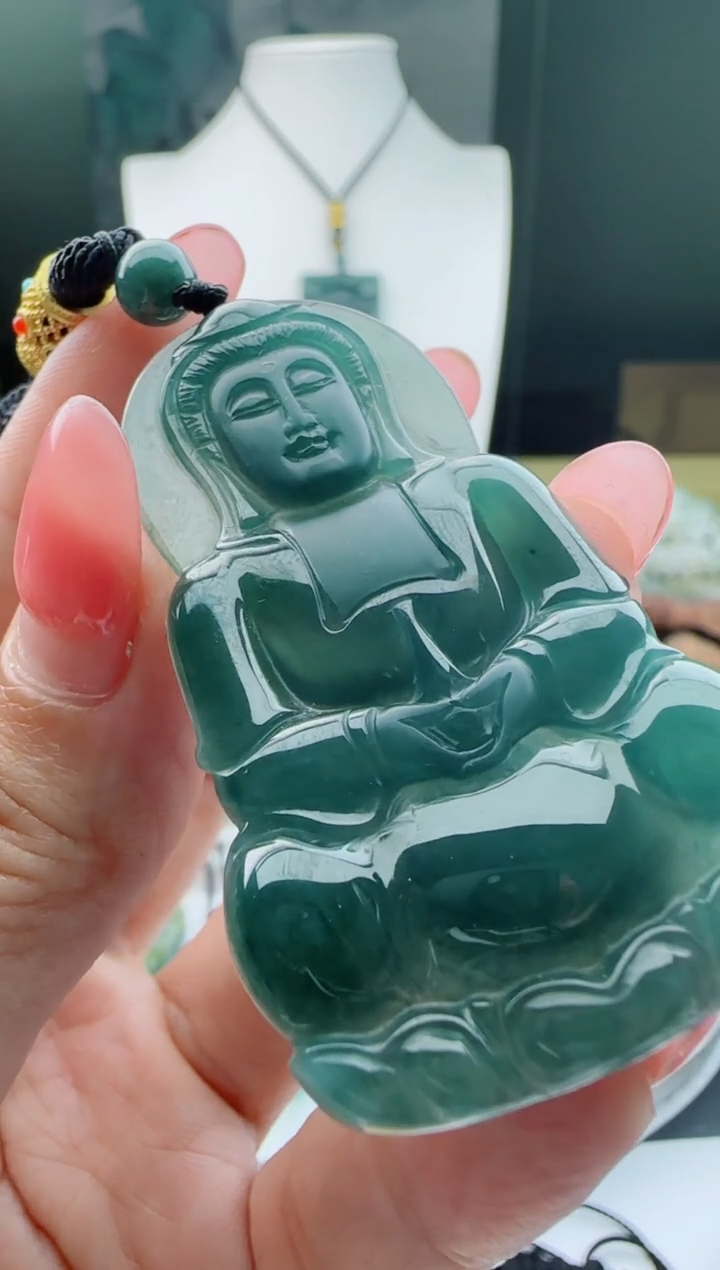 【闪购商品】翡翠颈饰未镶嵌多样性随机一件发货