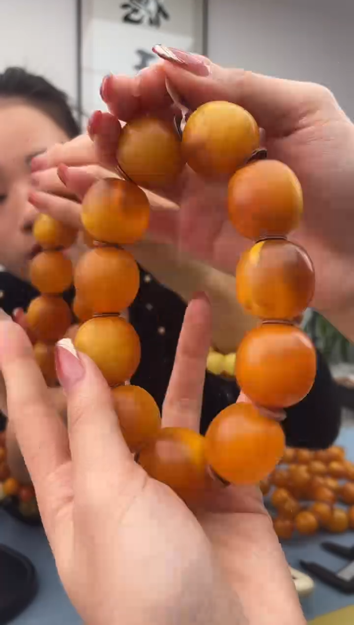 【闪购商品】蜜蜡珠宝奇石未镶嵌假一赔十，多样性发一件0104