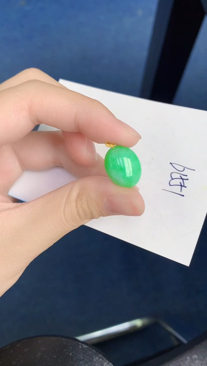 【闪购商品】翡翠颈饰18K金镶嵌000000000