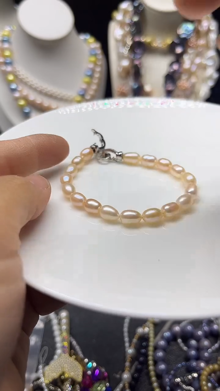 颈饰未镶嵌淡水珍珠多人手链