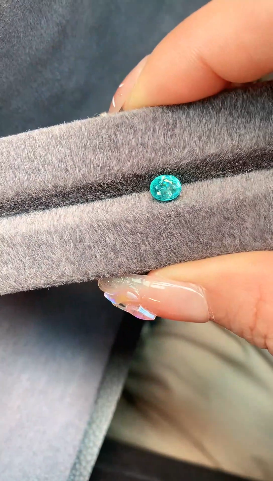 【闪购商品】帕拉依巴碧玺耳饰未镶嵌1.06克拉