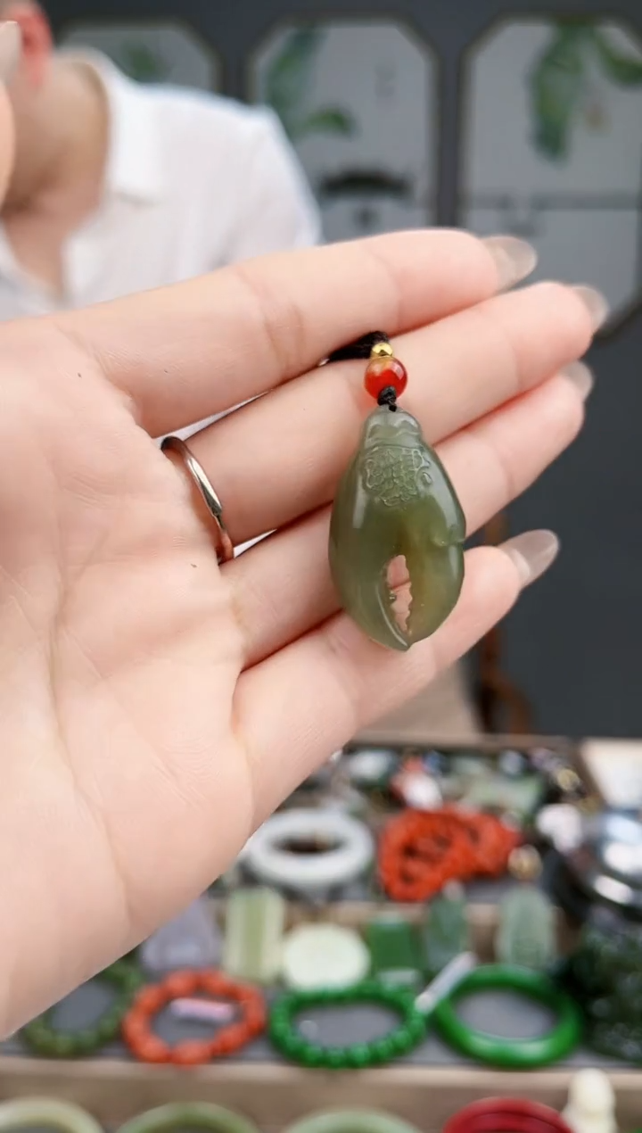 【闪购商品】和田玉颈饰未镶嵌AA多样性发货 拍一发一