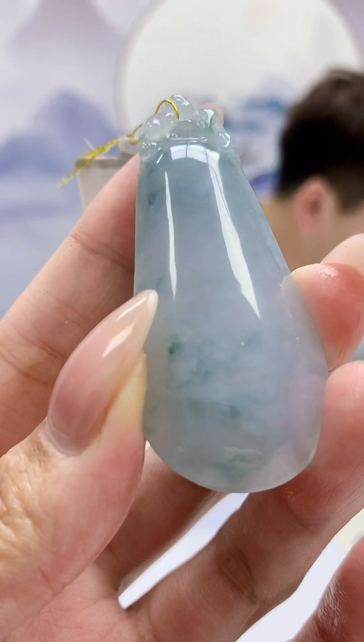 【闪购商品】定制翡翠未镶嵌4868MM-毛货挂件235