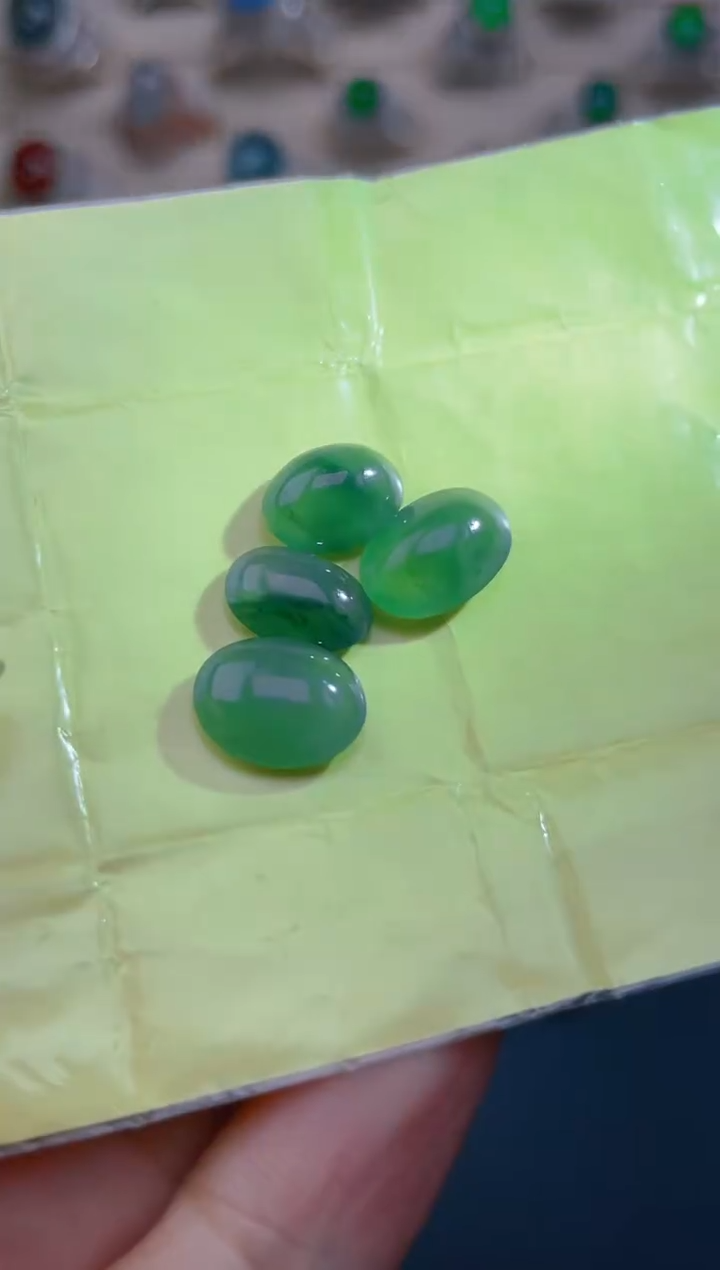 裸石翡翠天然翡翠蛋面44