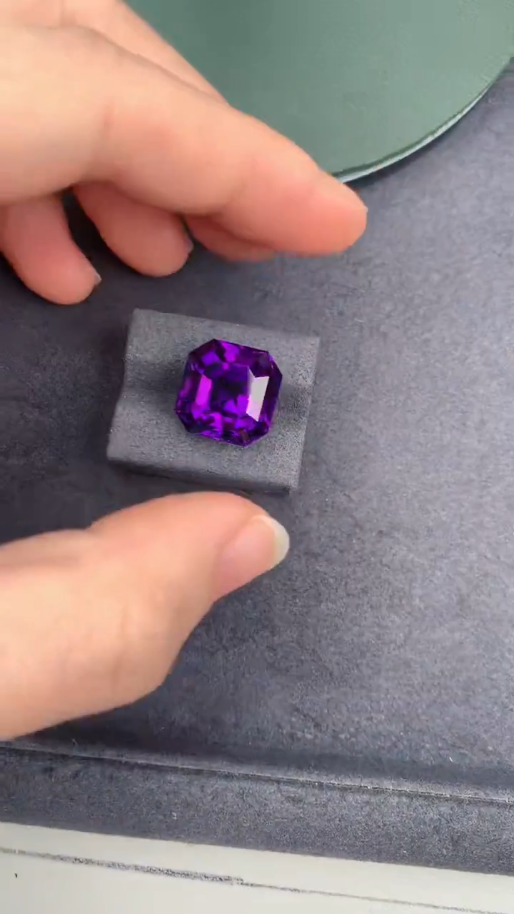 未镶嵌珠宝半成品紫晶15.3ct紫水晶   DB