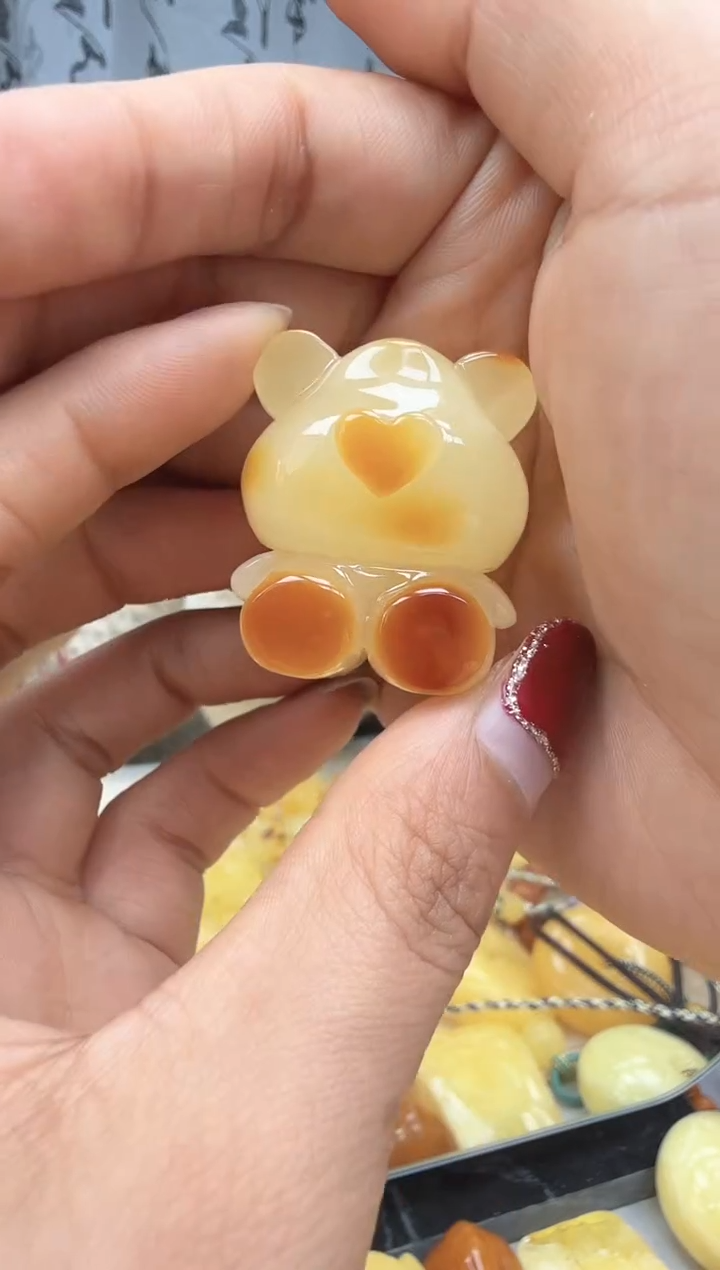 【闪购商品】琥珀裸石未镶嵌挂坠