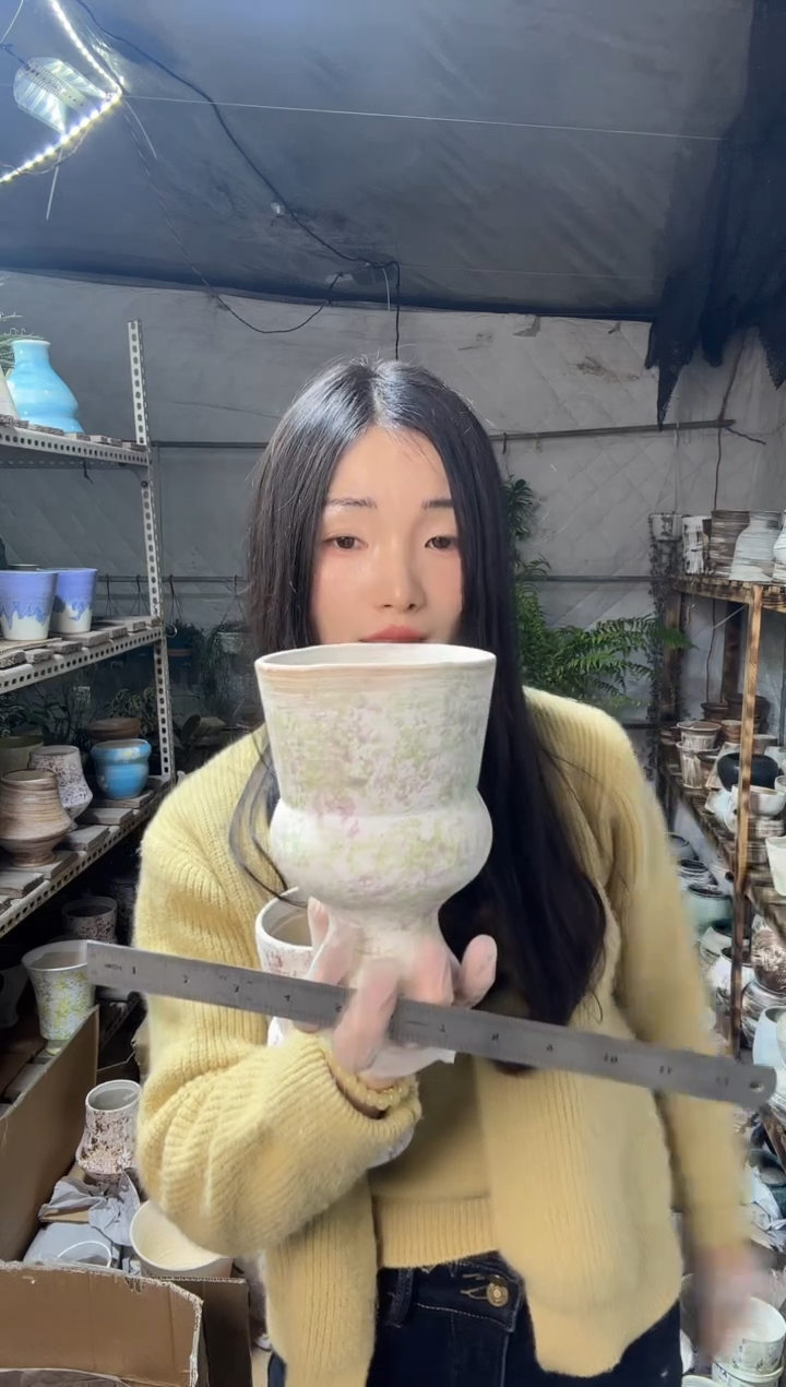 无花朵N**i编号 716   景德镇手工手绘花盆