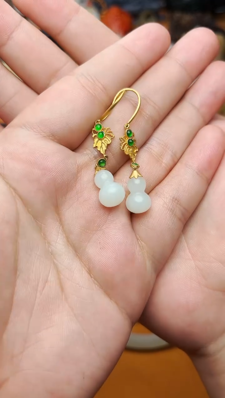 【闪购商品】和田玉耳饰18K金镶嵌葫芦