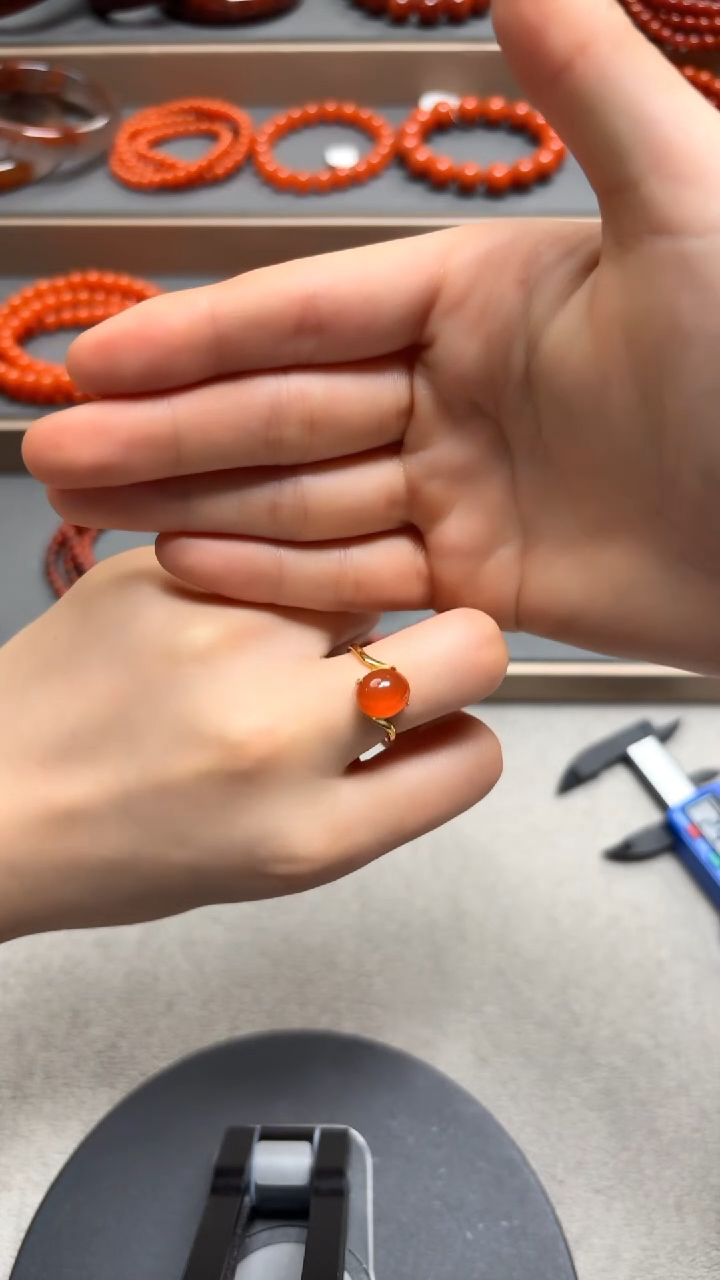 颈饰银S925镀金镶嵌南红玛瑙戒指