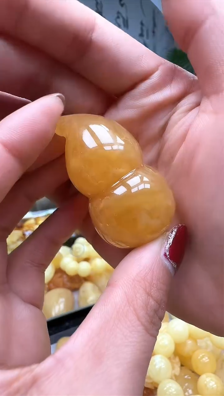 【闪购商品】琥珀裸石未镶嵌微修补