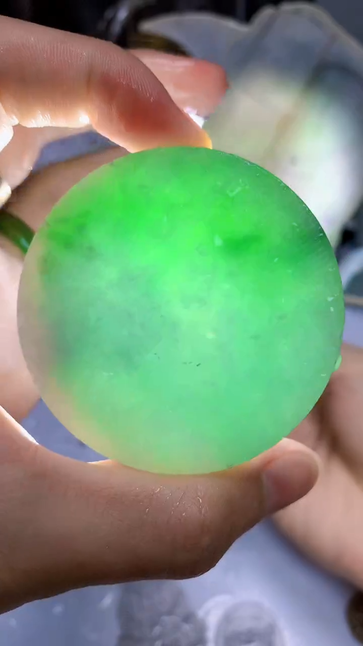 翡翠裸石缅甸天然A货8637