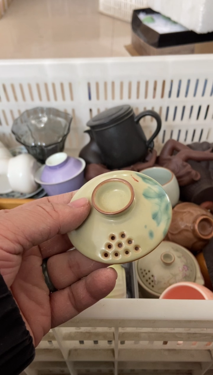 杯无运费险有瑕疵的摄影的产品有使用过的痕迹有点脏介意勿拍