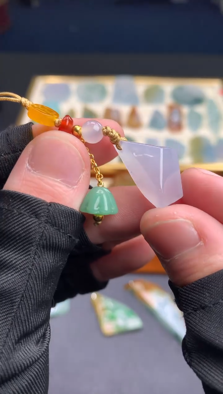 【闪购商品】定制翡翠未镶嵌          