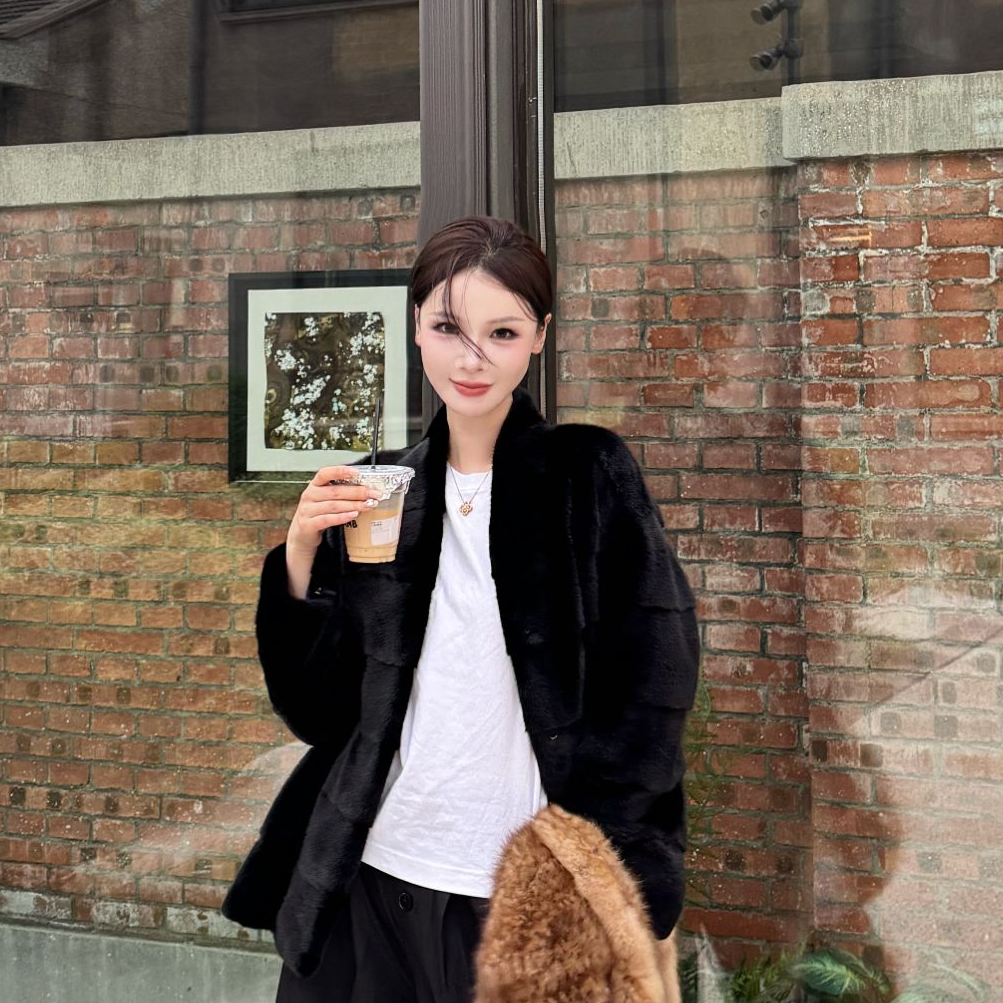 【XinYao】V领横排进口貂皮整貂天鹅绒气质水貂毛皮草