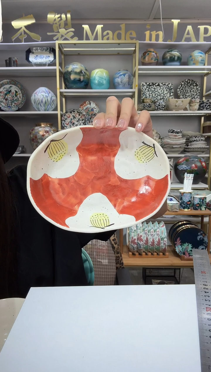 陶瓷赤绘椭圆钵18cm×14cm-白山茶