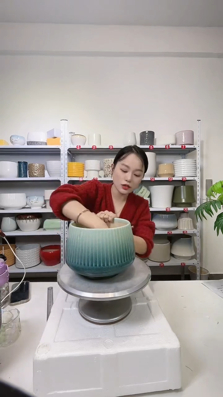 【闪购商品】陶瓷竖纹墨绿渐变中号20*16（瑕疵）