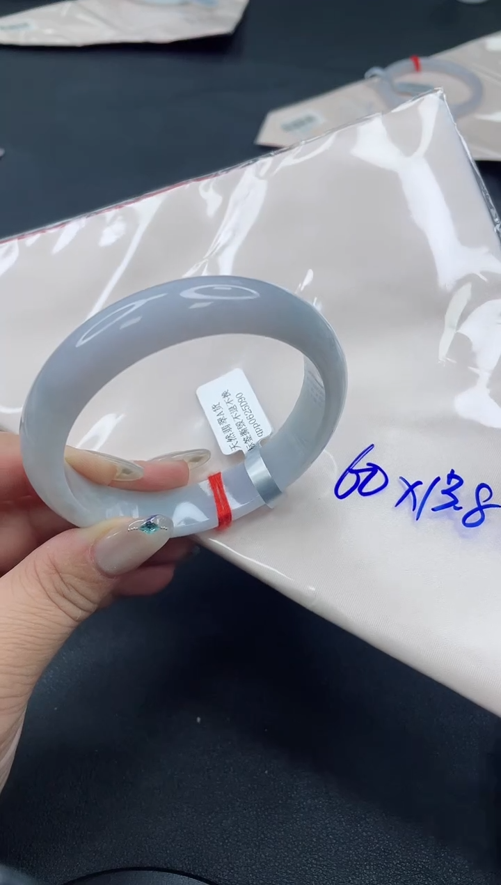 未镶嵌手镯翡翠60/2362