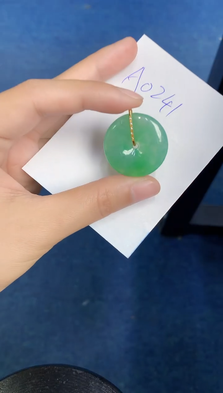 【闪购商品】翡翠颈饰18K金镶嵌000000000