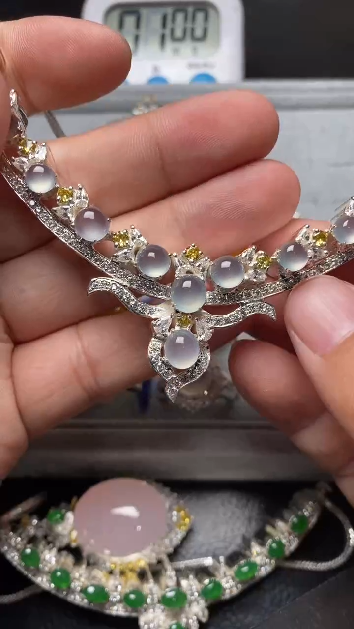 未镶嵌定制翡翠流*、天然缅甸翡翠A货