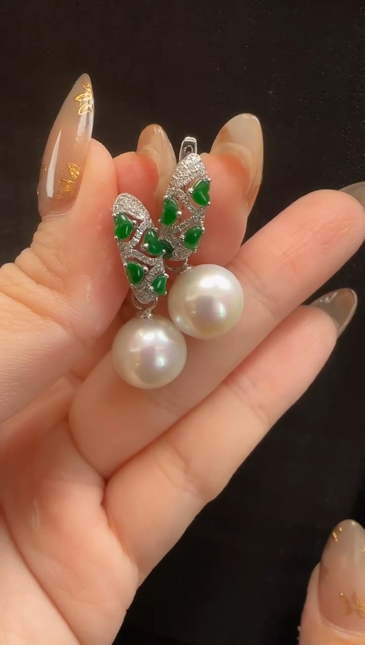 【闪购商品】翡翠耳环18K金镶嵌138心形一对