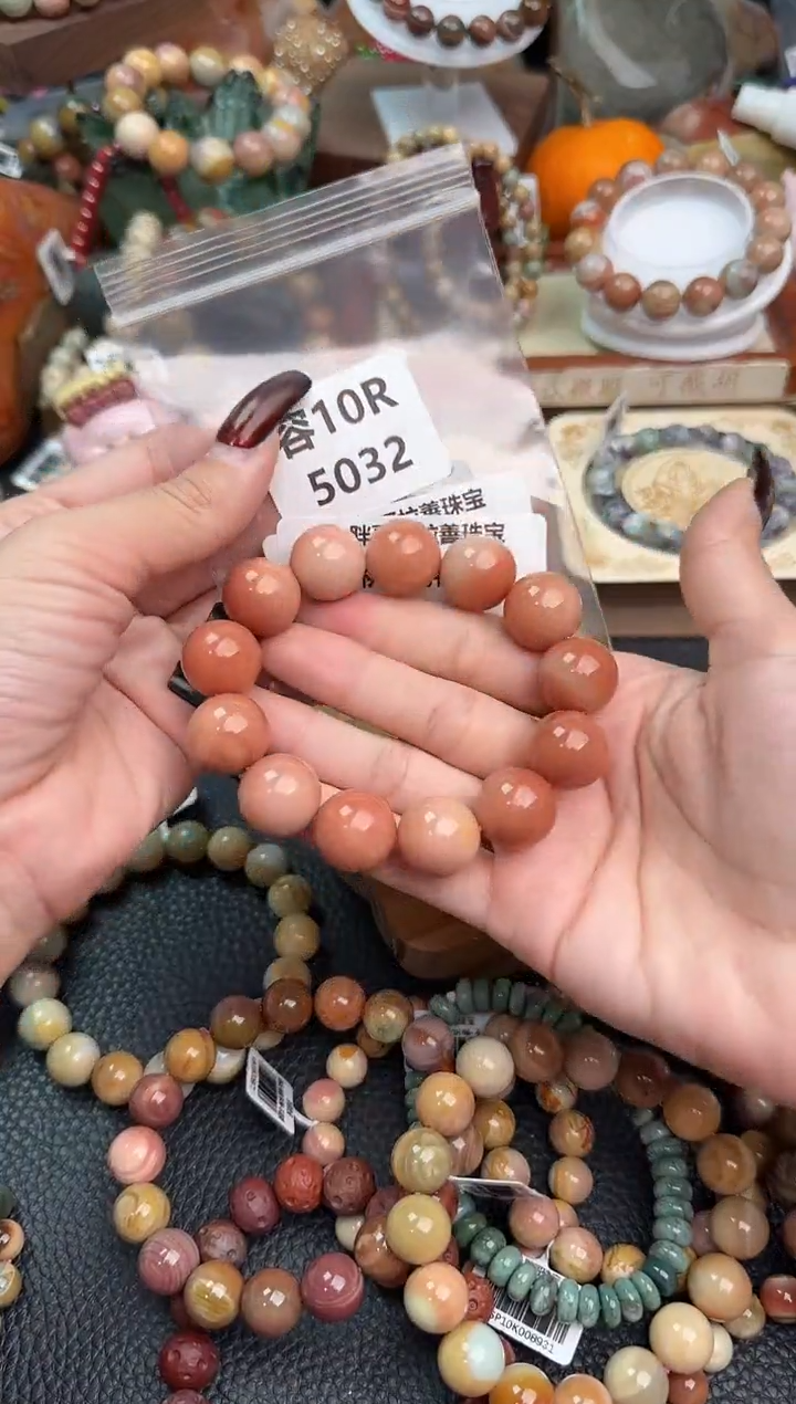 【闪购商品】石英质玉手链未镶嵌10R5032