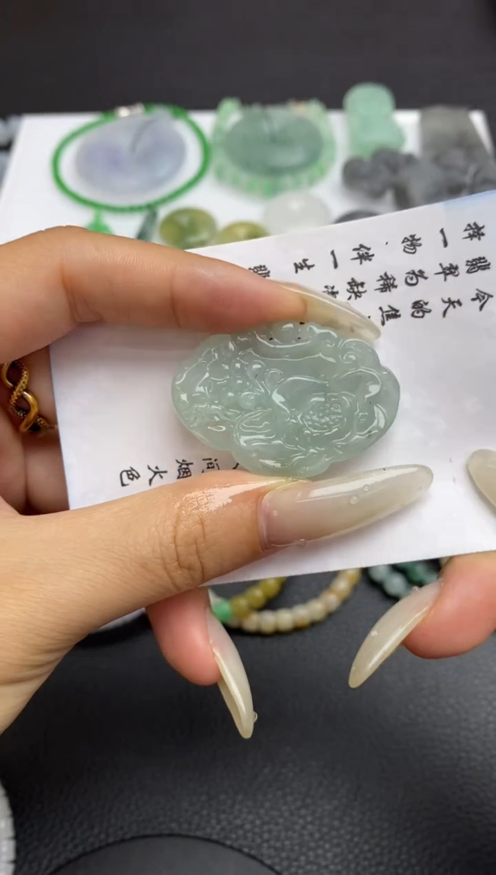 未镶嵌定制翡翠翡翠毛货~