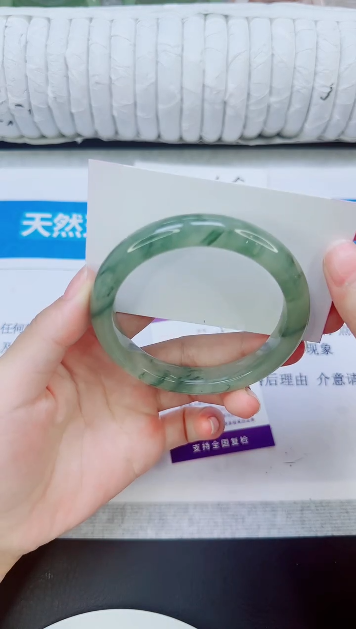 未镶嵌手镯石英质玉15/59