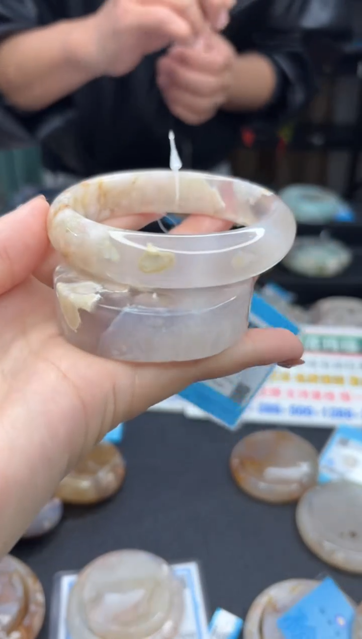 【闪购商品】石英质玉手镯未镶嵌2080（60圈赠送镯心）