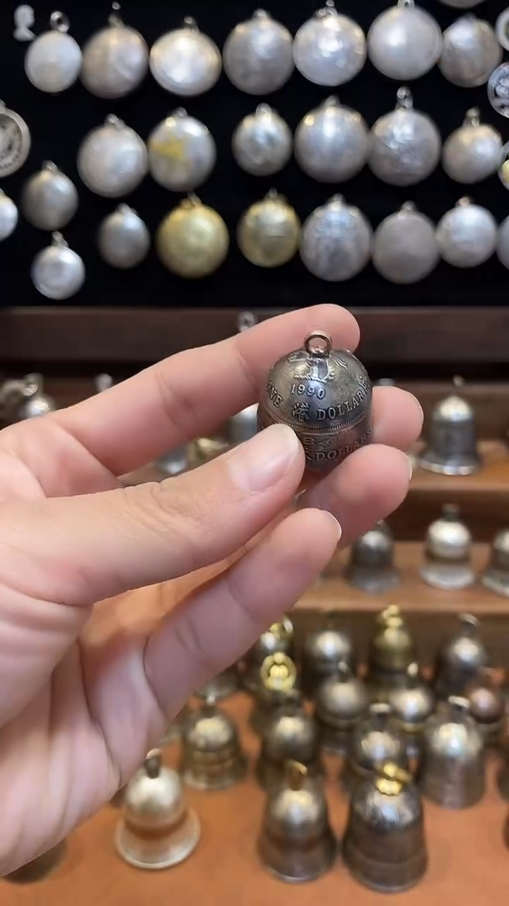 随***雨香港小可爱铃铛