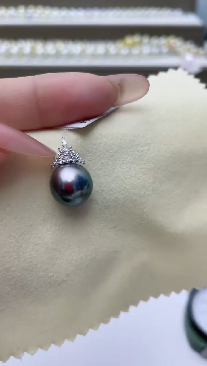 【闪购商品】海水珍珠颈饰18K金镶嵌A84