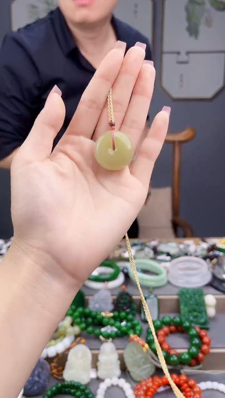 颈饰未镶嵌和田玉多样性发货拍一发一